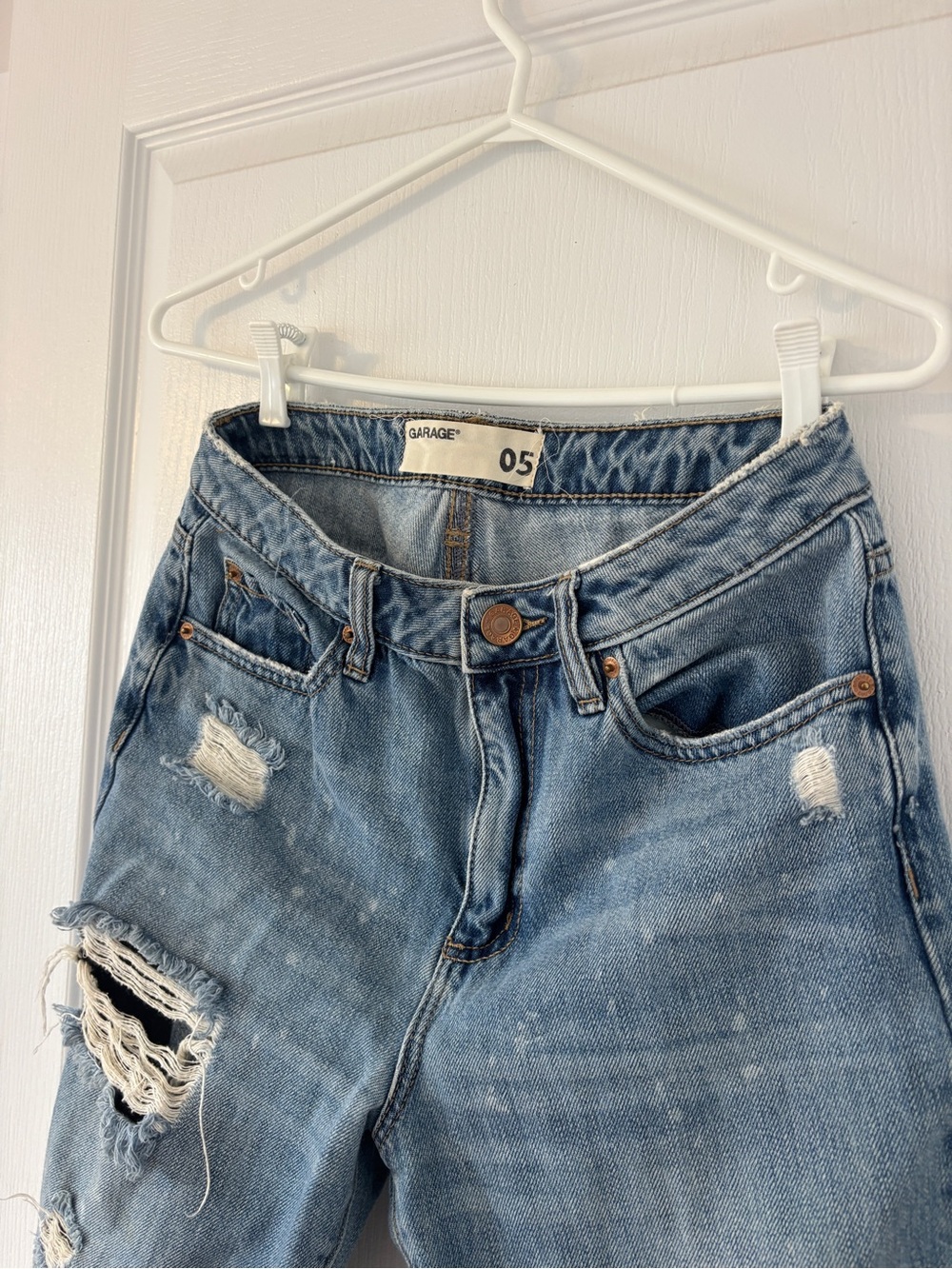 Garage Distressed Light Blue Women’s Boyfriend Jeans